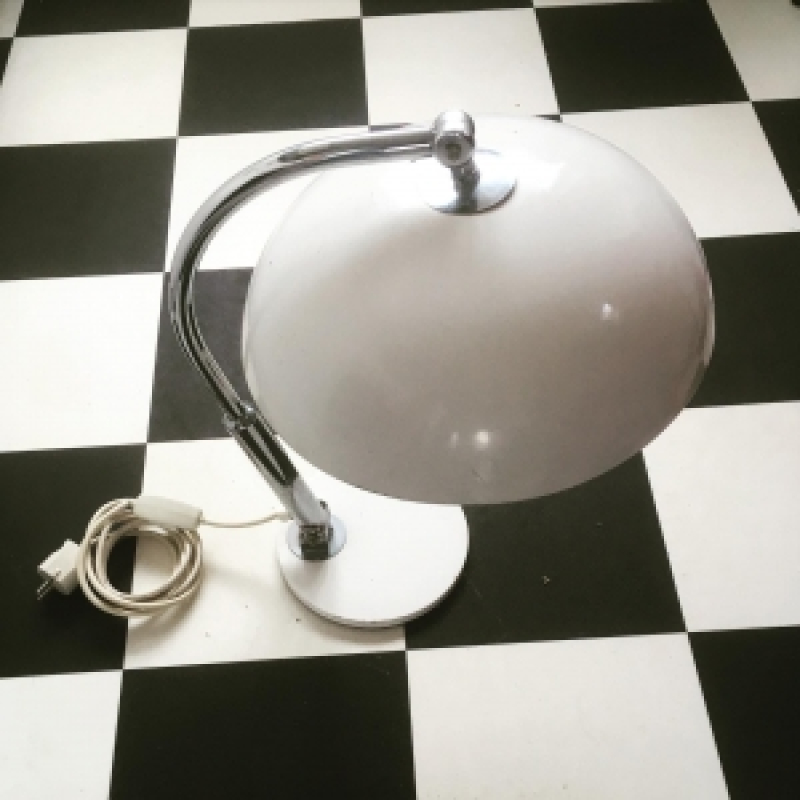 Stoere vintage dutch design tafellamp van HALA Zeist model 144